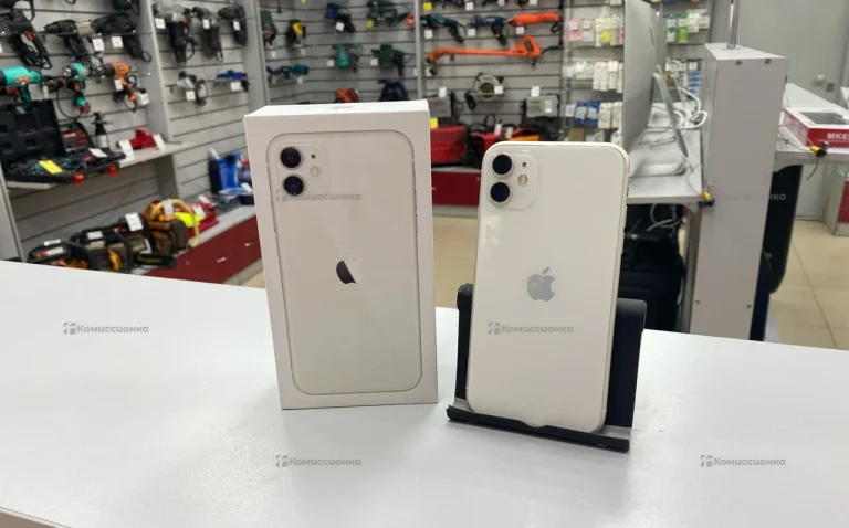Apple iPhone 11 4/256 ГБ