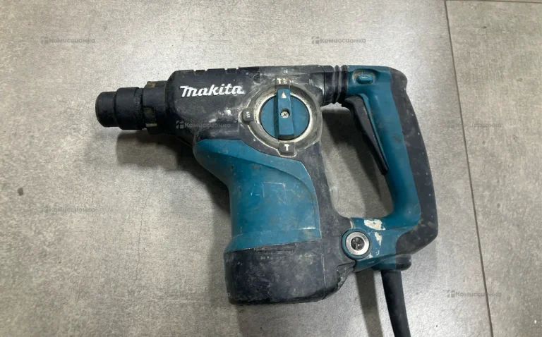 Перфоратор makita HR2811F.