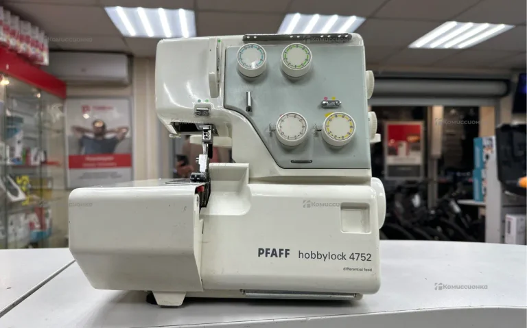 Швейная машина  pfaff 4752