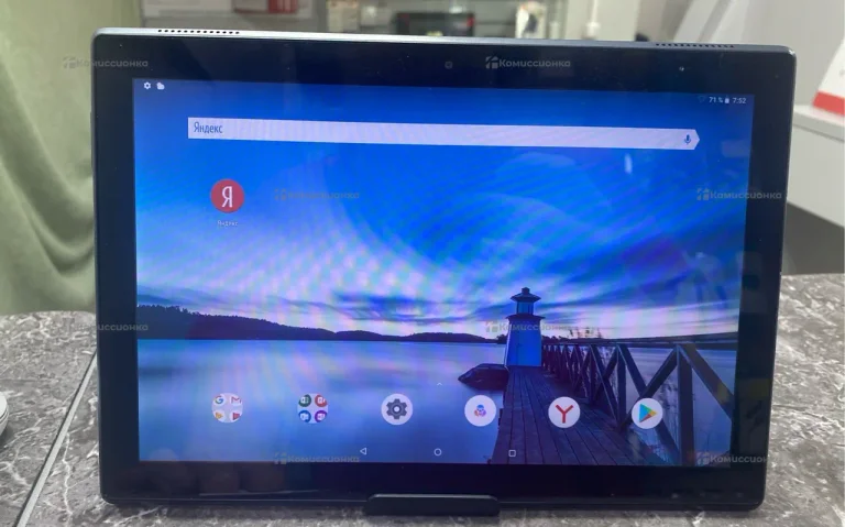Планшет Lenovo Tab 4 TB-X304L 32Gb