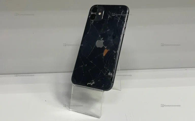 Apple iPhone 11 4/64 ГБ