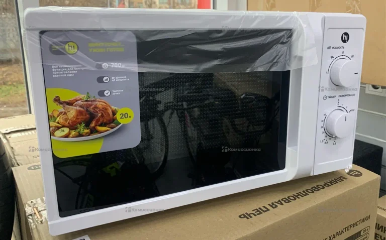 Микроволновая печь HI M020W05