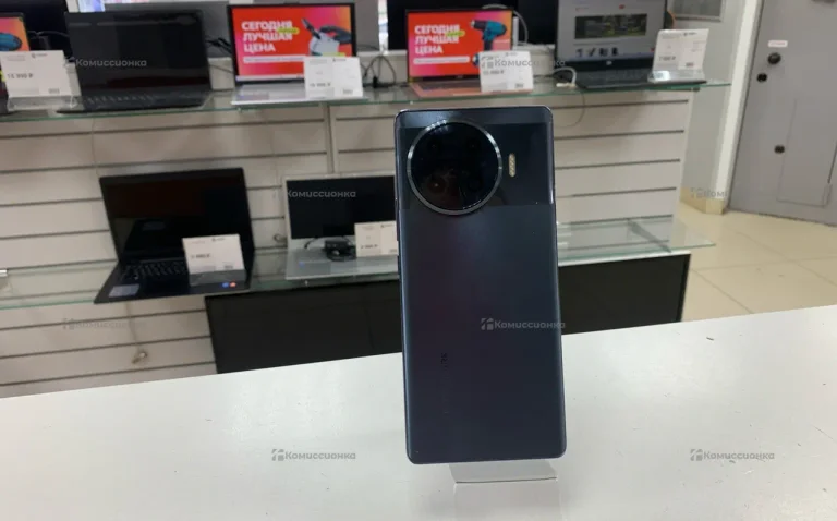 Tecno spark 20pro+ 8/256