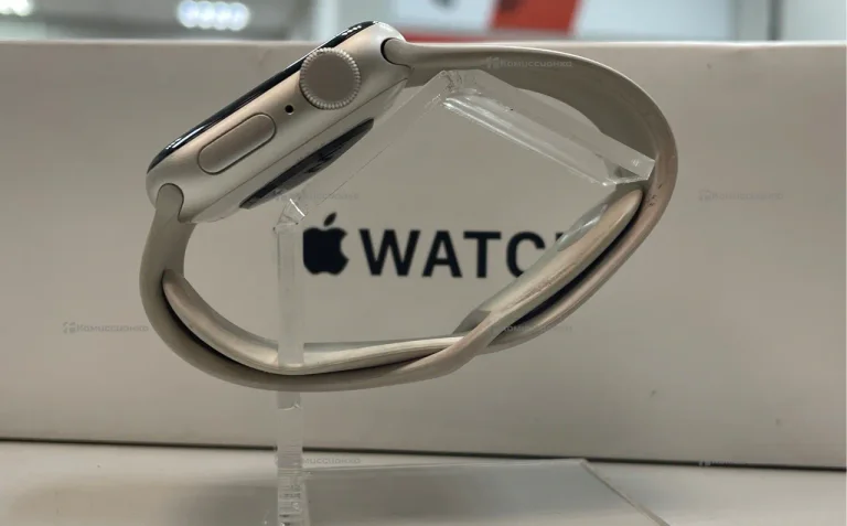 Часы Apple Watch SE 40mm 2023