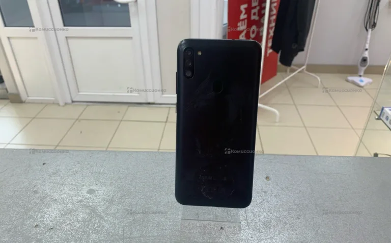 Samsung Galaxy M11 3/32 ГБ
