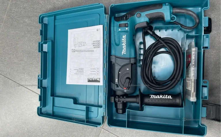Перфоратор Makita HR2470 2024г