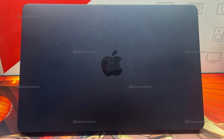 Ноутбук MacBook Air M2 2022