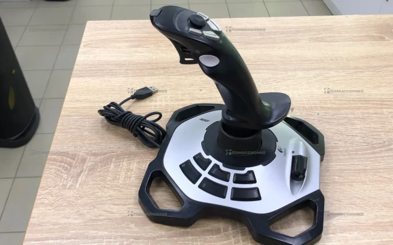Джойстик Logitech extreme 3d pro