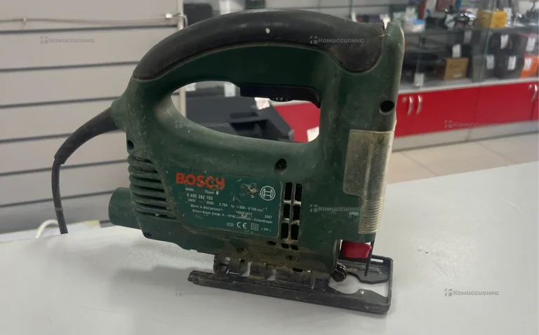 Электролобзик Bosch PST 750 PE