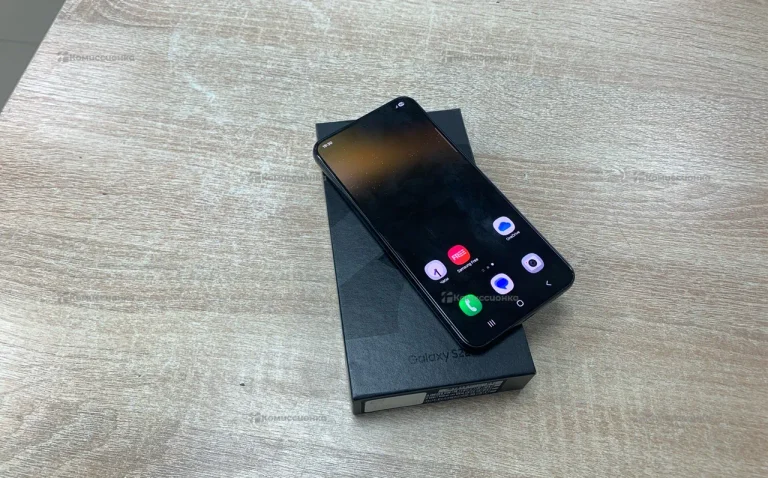 Samsung Galaxy S22 5G 8/128 ГБ