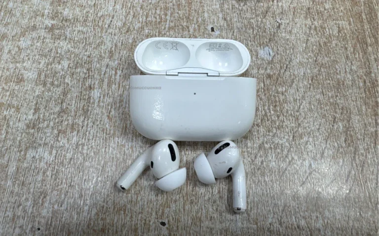 Наушники Apple AirPods Pro