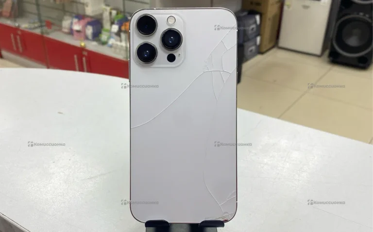 Apple iPhone XR 3/256 ГБ в корпусе 15 pro