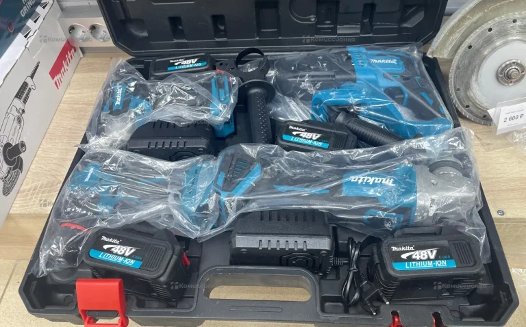 Набор 4 в 1 Makita 4 АКБ