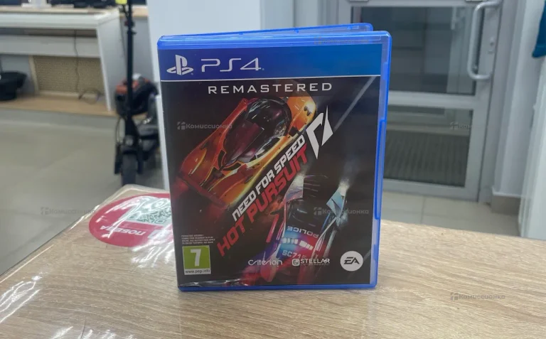 Sony PlayStation  4 need for speed hot pursuit