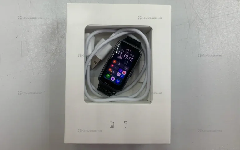 Часы  Huawei Band 10