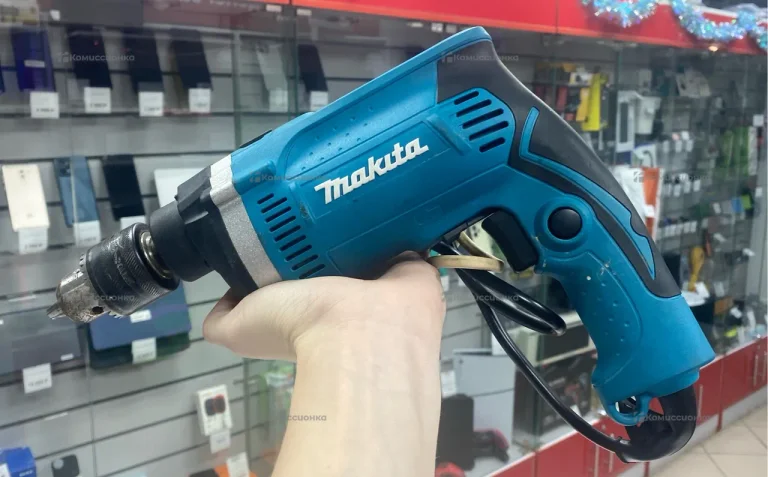 Дрель makita HP1630