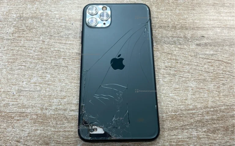 Apple iPhone 11 Pro Max 4/64 ГБ