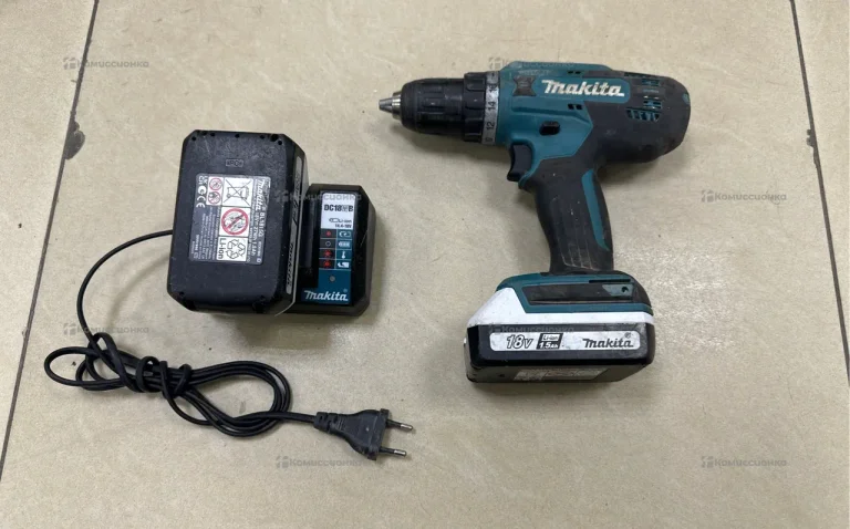 шуруповерт  makita DF488D