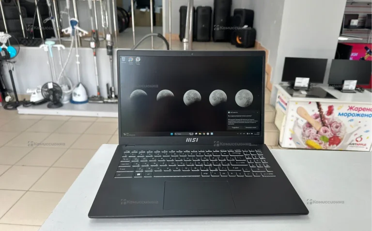 Ноутбук  MSI i3-1115G4