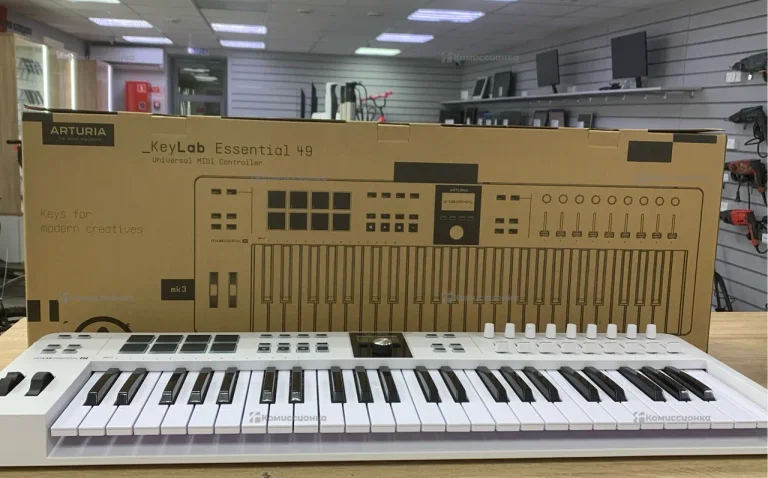 Миди клавиатура Arturia KeyLab Essential 49 MK3
