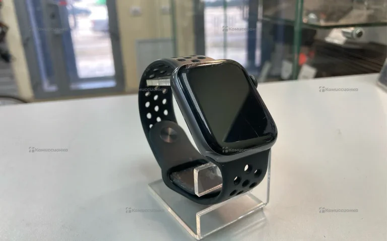 Часы Apple Watch 5