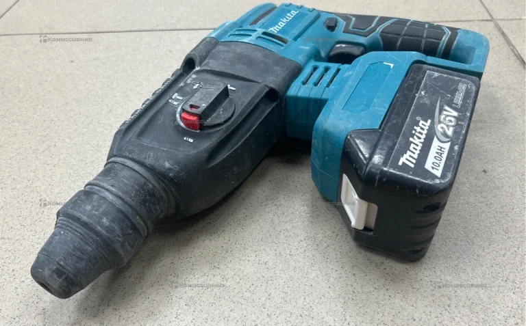 Аккумуляторный перфоратор Makita 26v