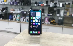 Apple iPhone 11 4/64 ГБ