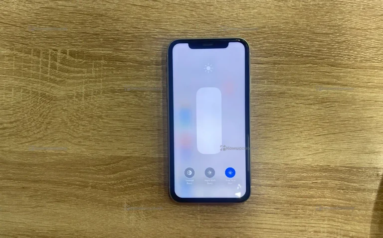 Apple iPhone 11 64Гб