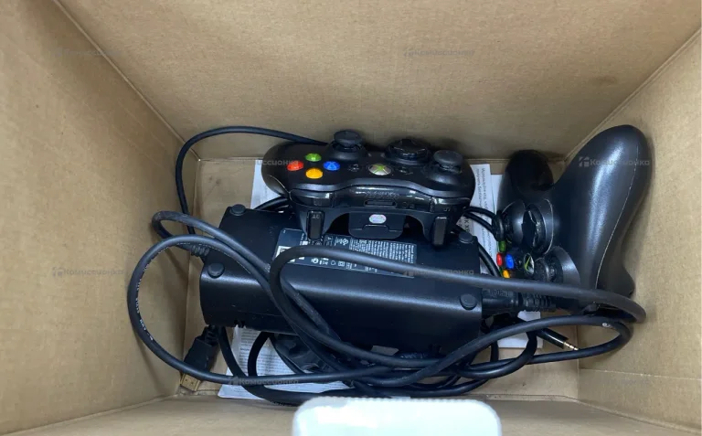Приставка Xbox 360E