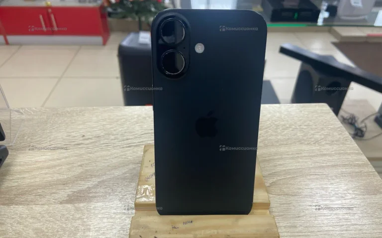 Apple iPhone 16 8/256 ГБ