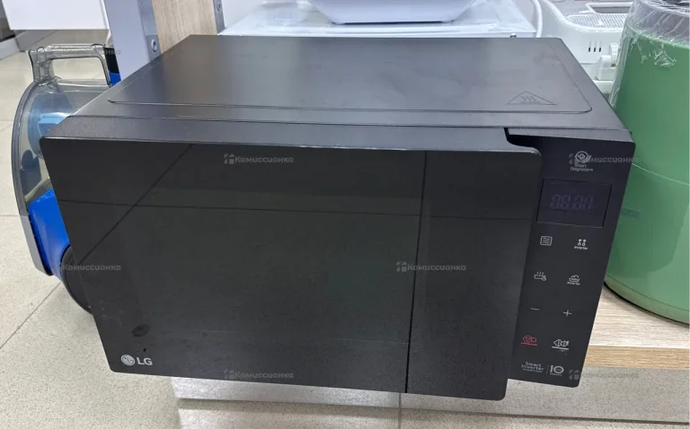 Микроволновая печь  LG