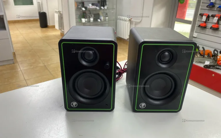 Колонка  mackie cr3-x