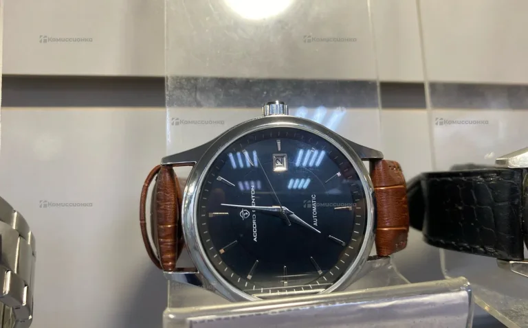 Часы Accord Denton