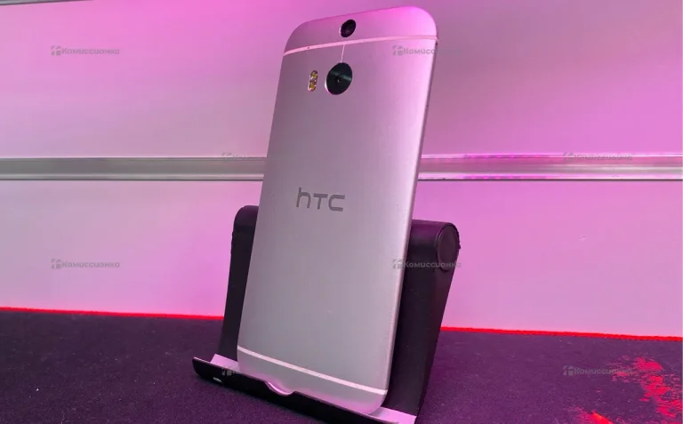 Htc one M8 dual sim