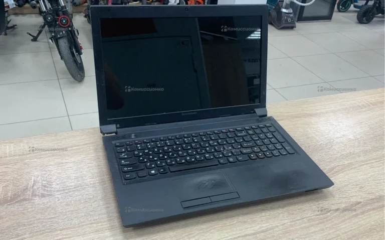 Ноутбук  Lenovo