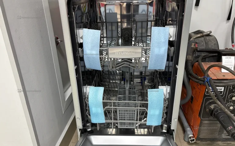 Встраиваемая посудомоечная машина Hyundai HBD 440
