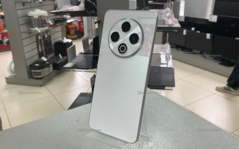 Tecno Spark 30 8/128 ГБ