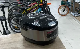 Купить Мультиварка Redmond RMC-IHM302 б/у , в Пермь Цена:4490рублей