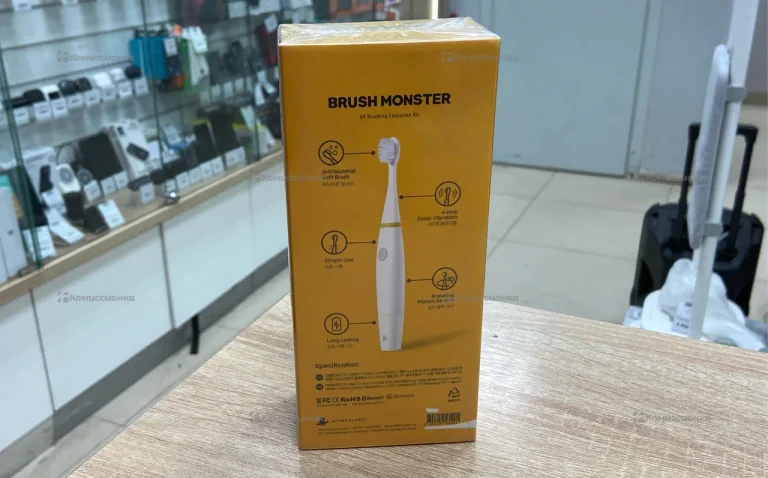 Зубная щетка детская Brush Monster