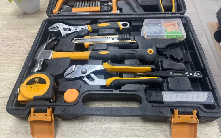 Набор инструментов Deko DKMT102 102pcs