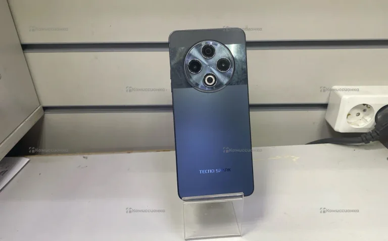 Tecno Spark 30 8/128 ГБ