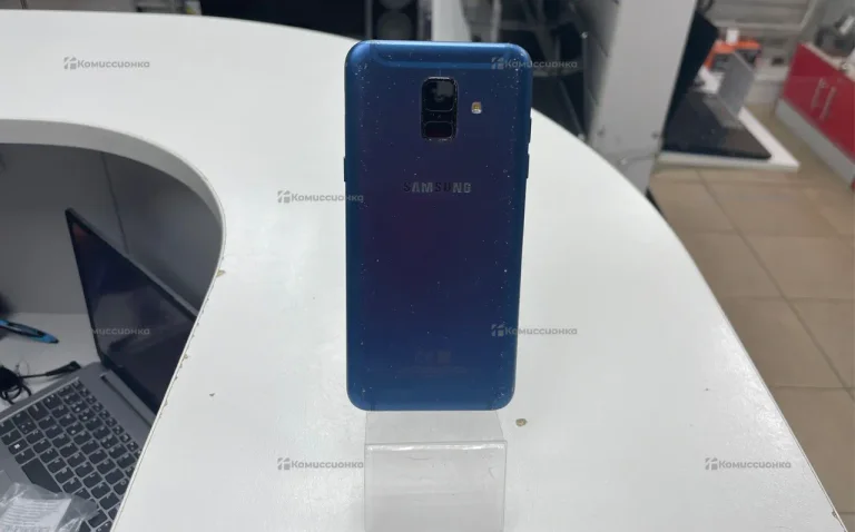 Samsung Galaxy A6 (2018) 3/32 ГБ