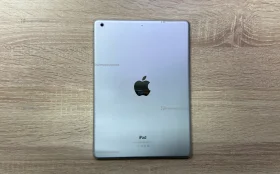 Купить Планшет Apple iPad Air 32Gb Wi-Fi б/у , в Казань Цена:2500рублей
