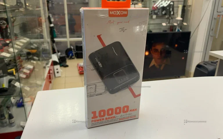 Power bank moxom 10 000