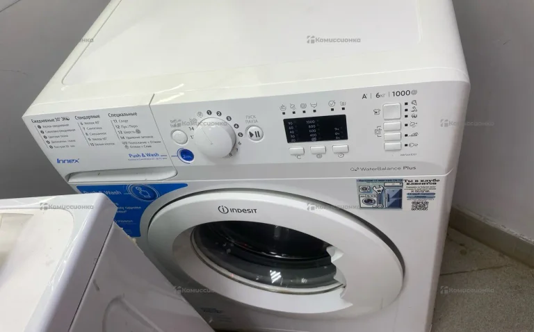 Стиральная машина Indesit 6kg /1000ob