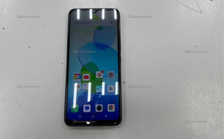 Infinix Smart 6 Plus (India) 3/64 ГБ