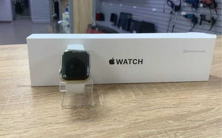 Часы  Apple Watch SE 2 40mm