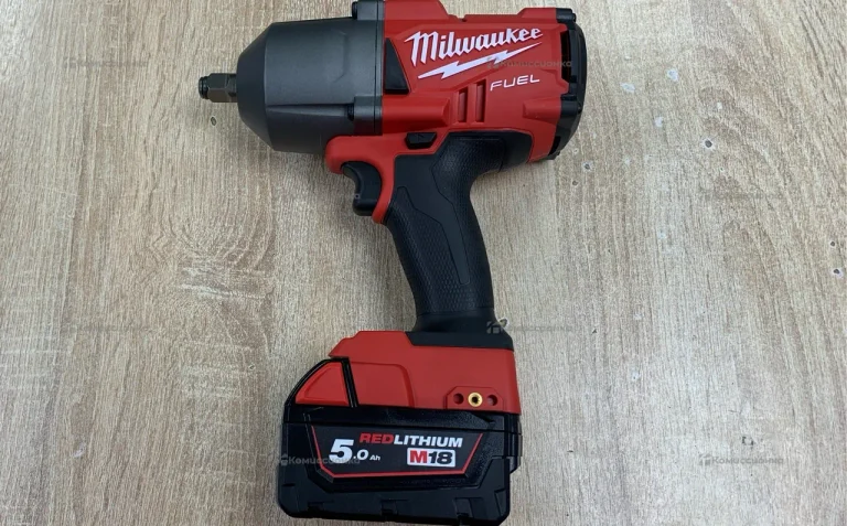 Гайковерт Milwaukee M18 FHIWF12-0X