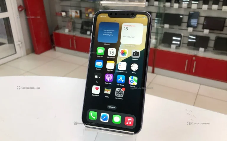 Apple iPhone 11 4/64 ГБ