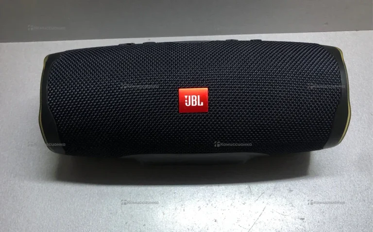 JBL Charge 4